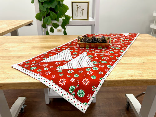 Holiday table runner
