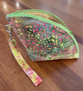 curvy zipper bag